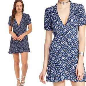 ✨Free People blue Melody Easy print mini dress✨